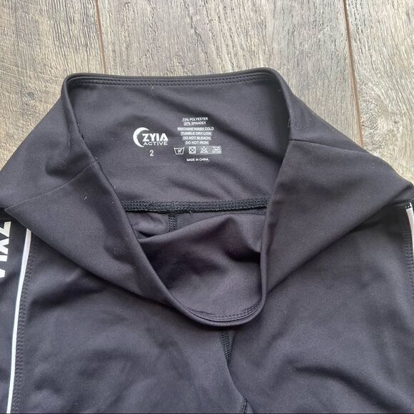 Zyia Active Striped Logo Light N Tight 7/8 Leggings Size 2 - Picture 7 of 11